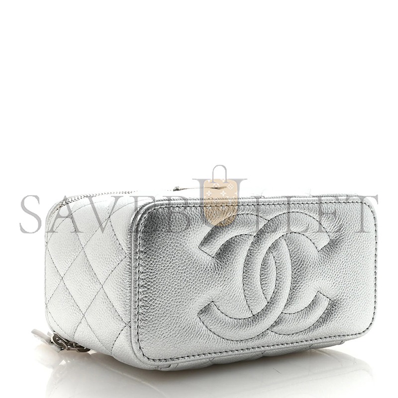 Ch**el metallic caviar quilted small vanity case with chain silver (17*9.5*8cm)